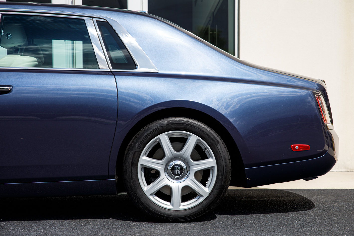 Certified 2020 Rolls-Royce Phantom Sedan RWD image 13