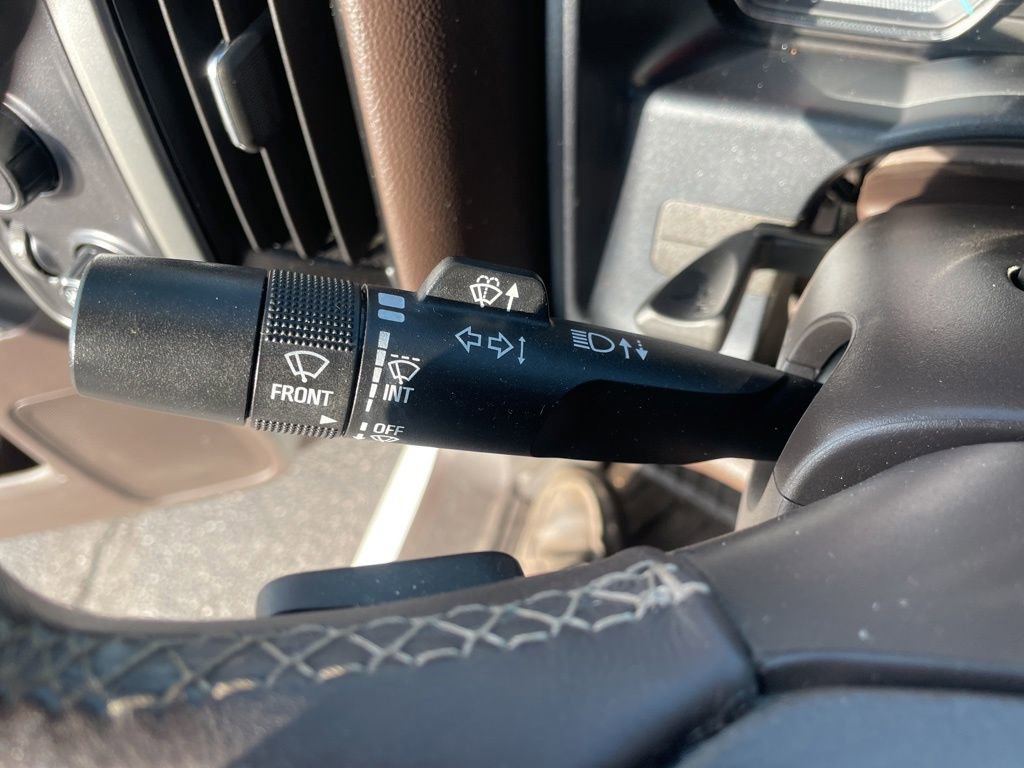 Used 2018 Chevrolet Silverado 1500 LT w/ All Star Edition image 24