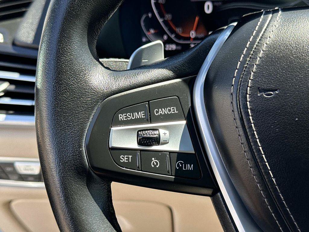 Used 2022 BMW X5 xDrive40i w/ Premium Package AWD/4WD image 19