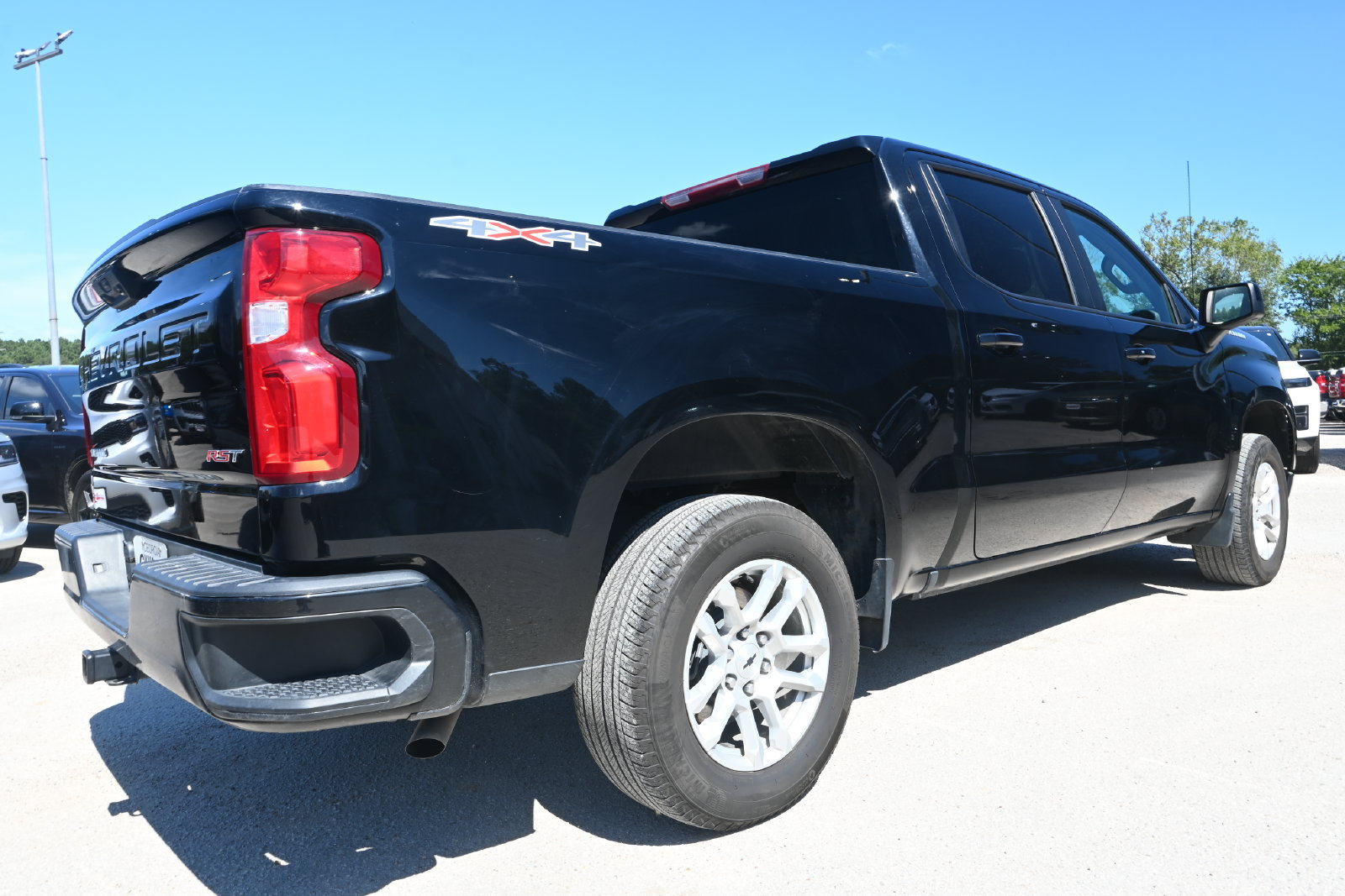 Used 2026 Chevrolet Silverado 1500 RST AWD/4WD image 2