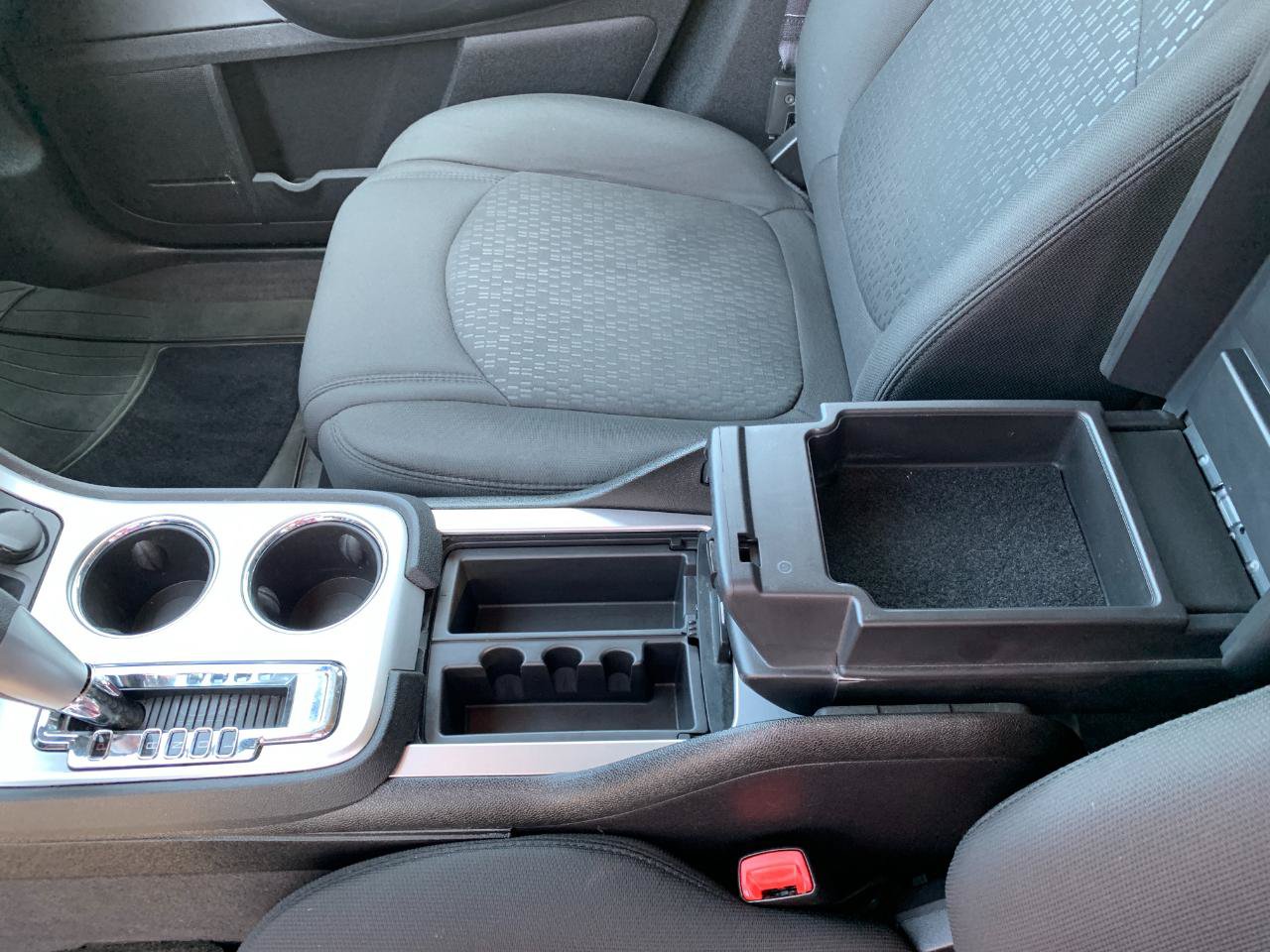Used 2009 GMC Acadia SLE FWD image 14
