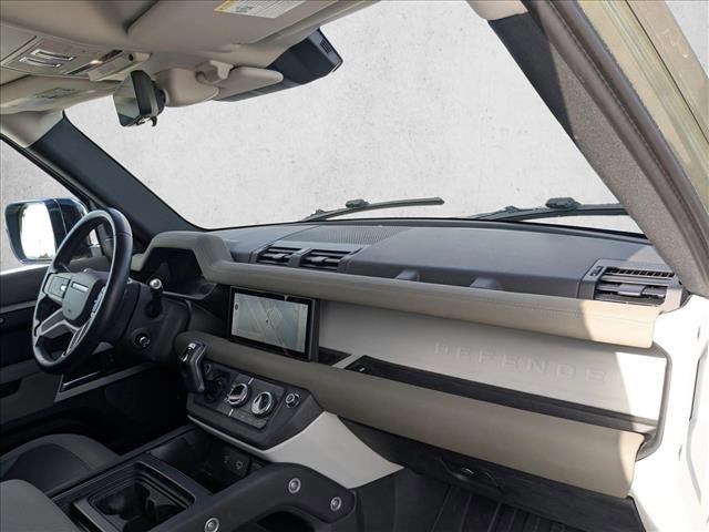 Used 2020 Land Rover Defender 110 SE AWD/4WD image 18