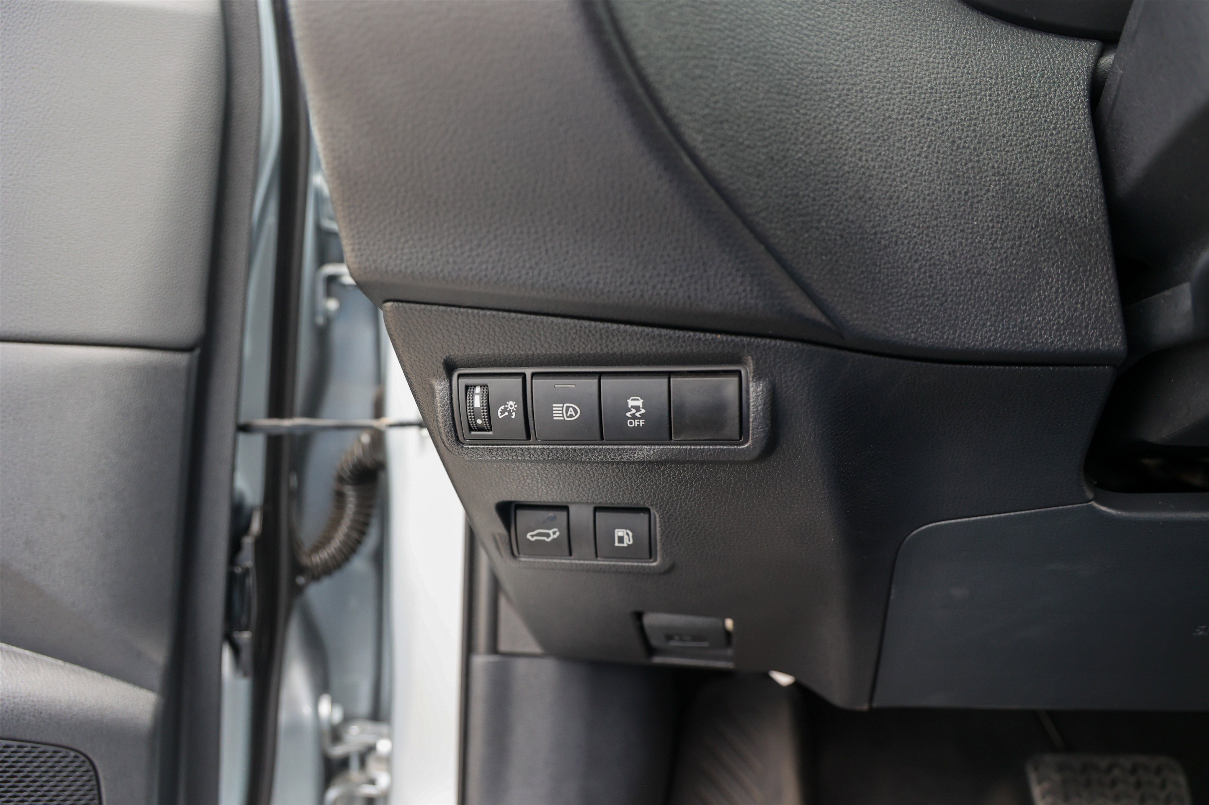 Used 2026 Toyota Corolla Cross XSE w/ Convenience Package image 17