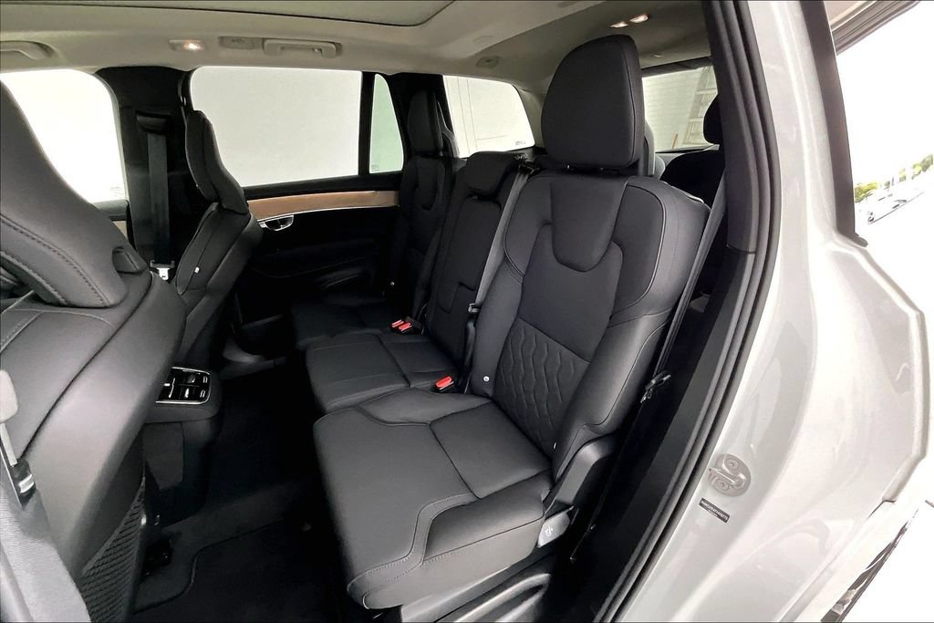New 2026 Volvo XC90 B5 Plus AWD/4WD image 22