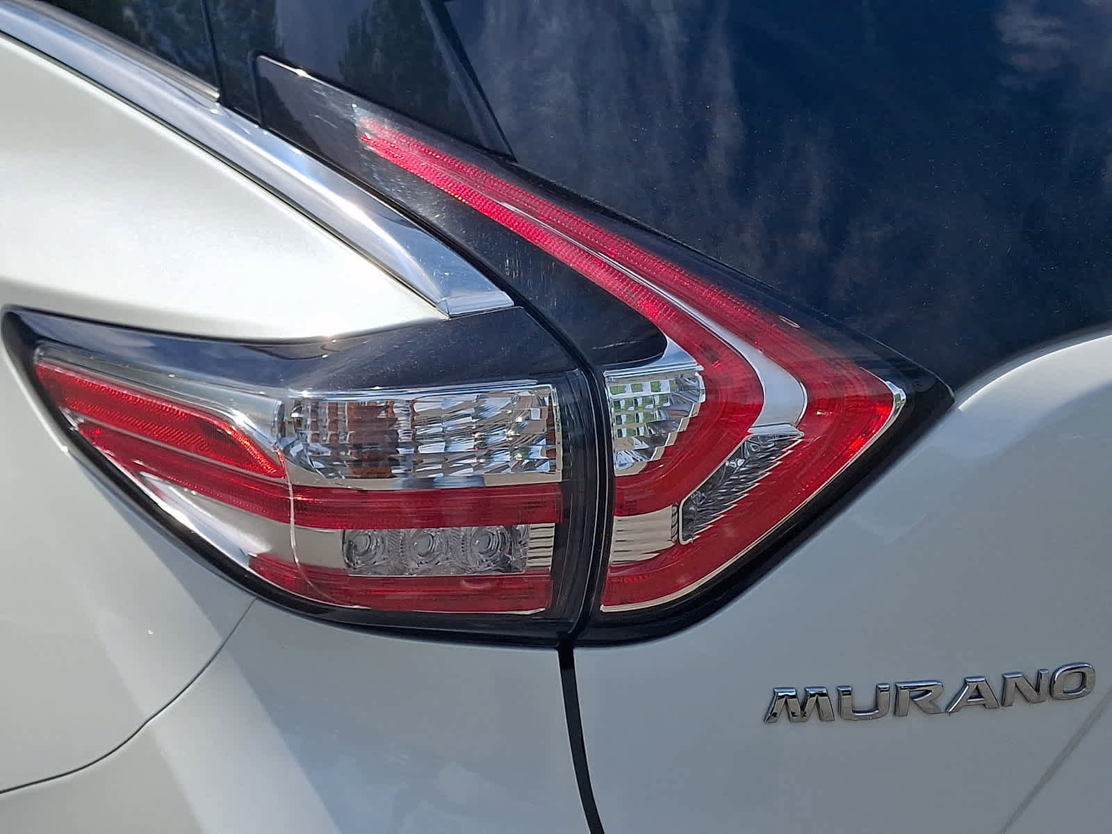 Used 2018 Nissan Murano SV w/ Premium Package FWD image 11