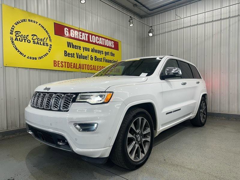 Used 2017 Jeep Grand Cherokee Overland w/ Jeep Active Safety Group AWD/4WD image 1
