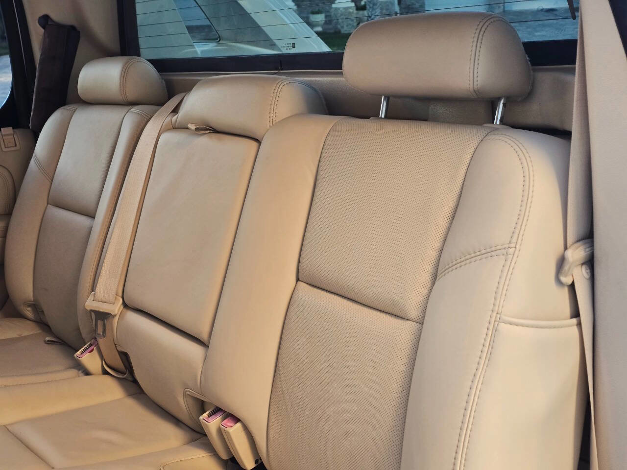 Used 2007 Cadillac Escalade EXT w/ Information Package image 65