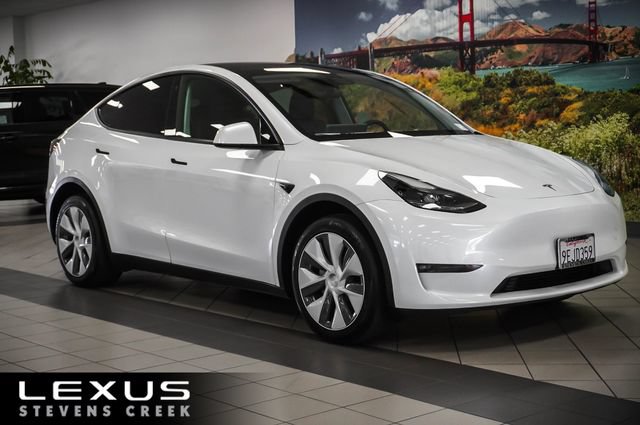 Used 2023 Tesla Model Y Long Range AWD/4WD image 1