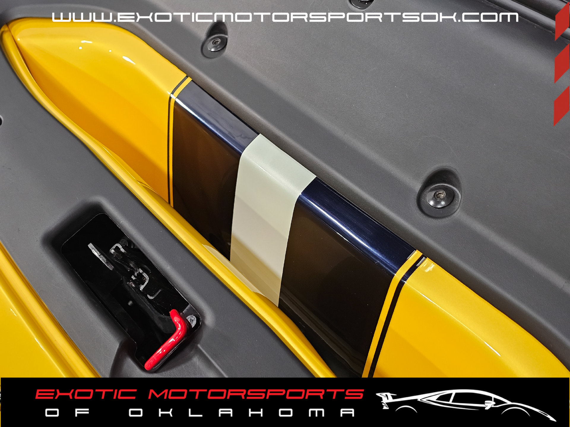 Used 2020 Ferrari 488 Pista Coupe RWD image 41