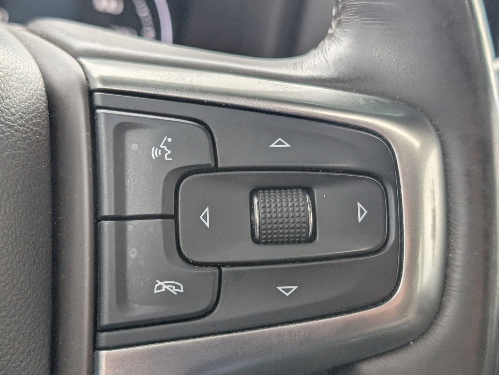 Used 2019 Chevrolet Silverado 1500 LT Trail Boss image 16