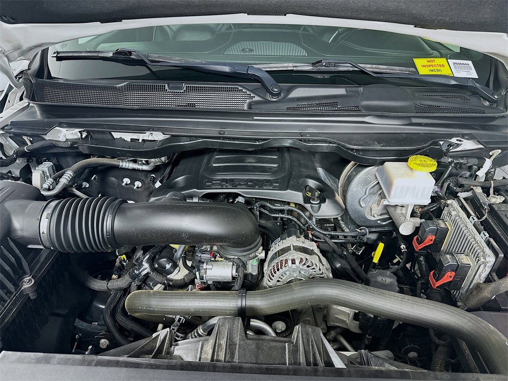 Used 2020 RAM 1500 Limited w/ Body Color Bumper Group image 30