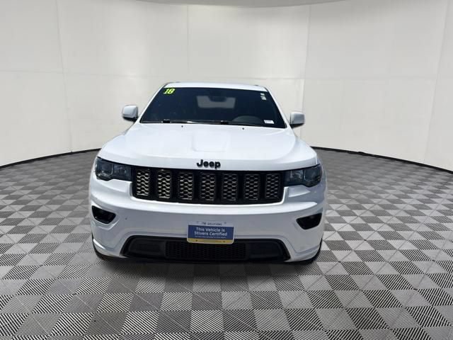 Used 2018 Jeep Grand Cherokee Altitude AWD/4WD image 14