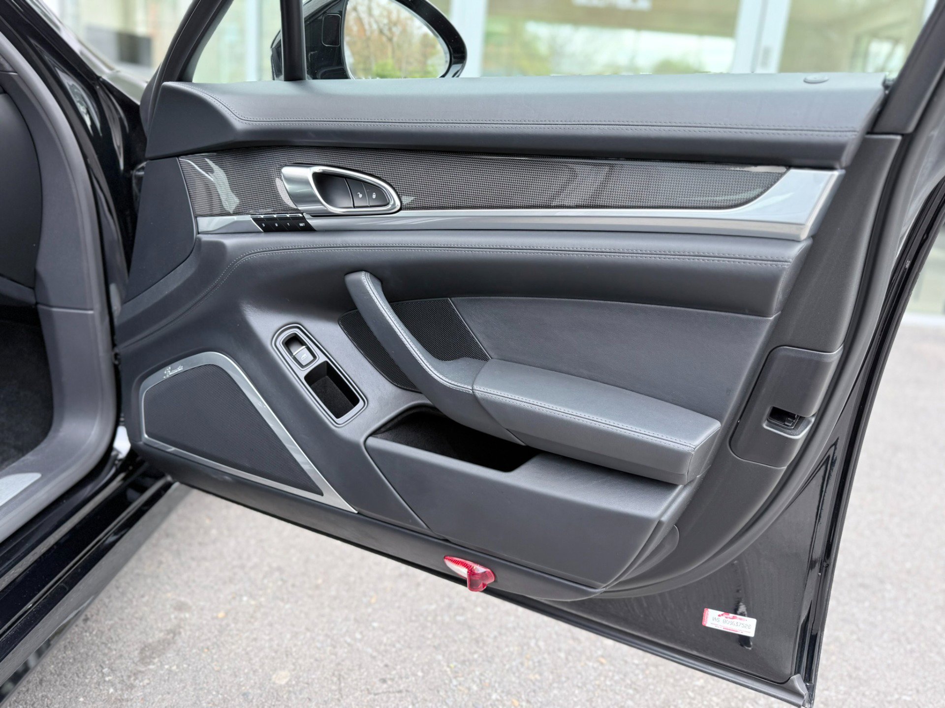Used 2014 Porsche Panamera AWD/4WD image 38