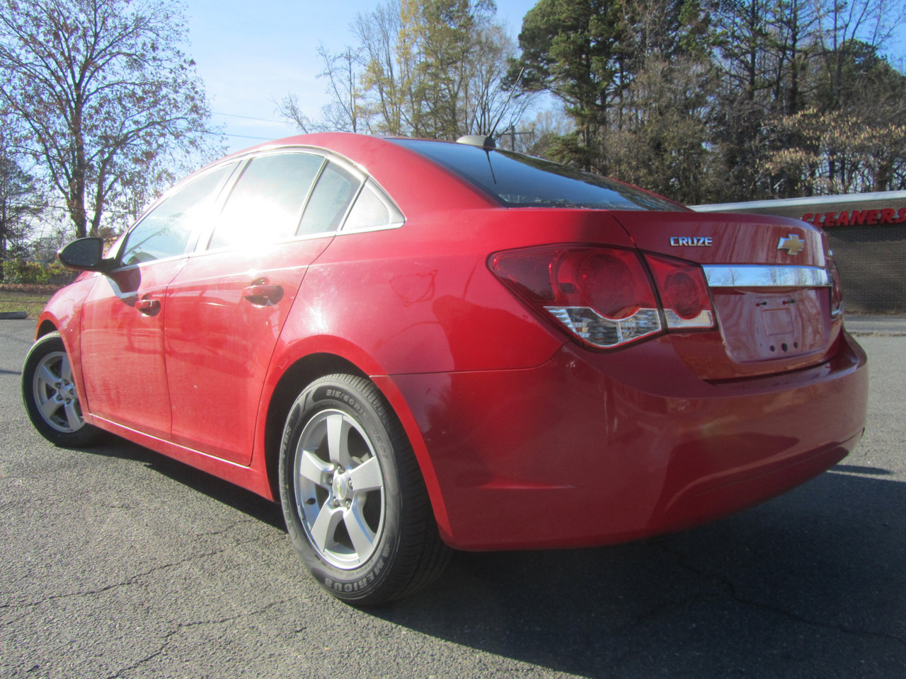 Used 2015 Chevrolet Cruze LT image 8