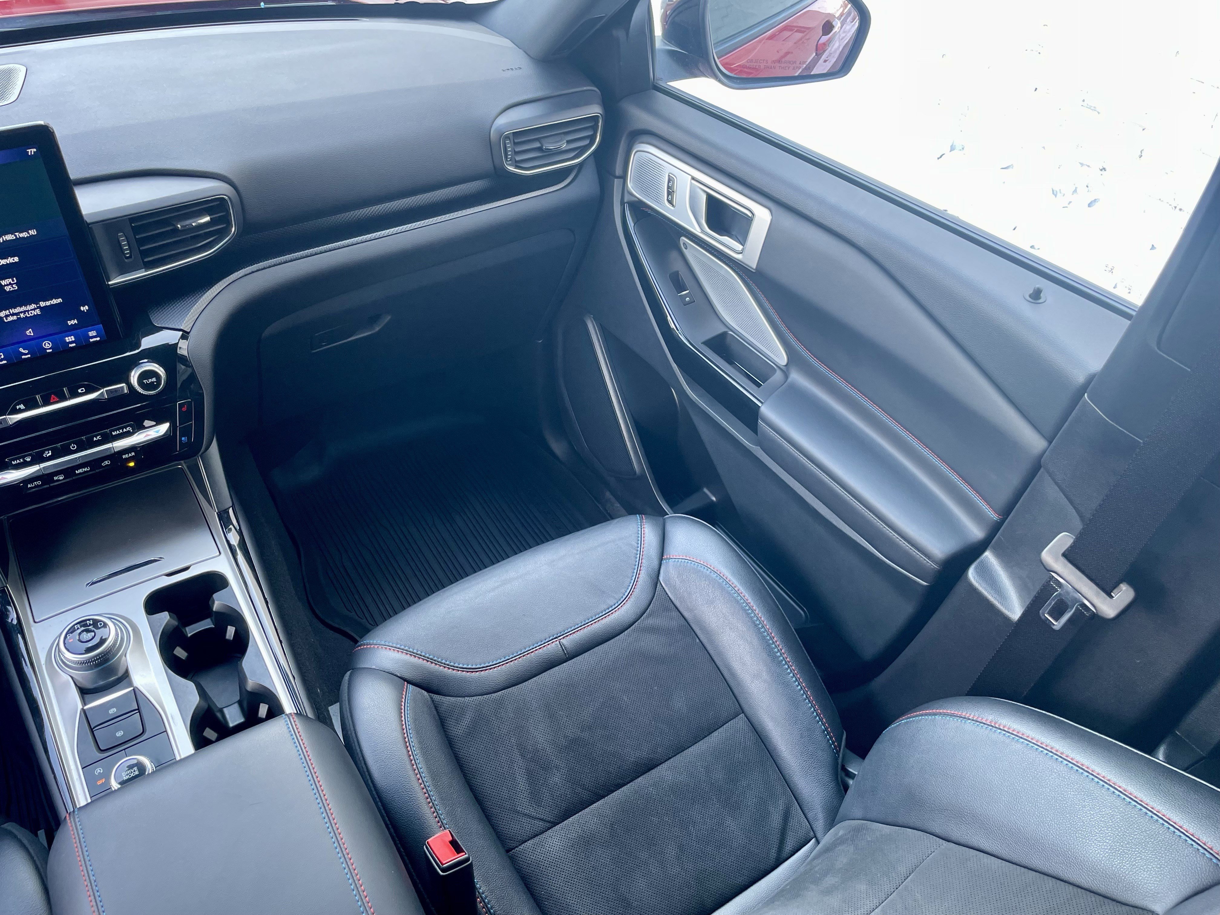 Used 2023 Ford Explorer ST w/ Equipment Group 401A image 18