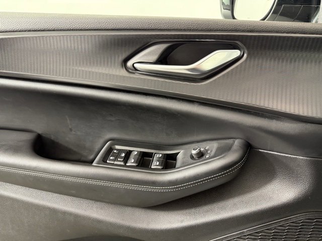 Used 2024 Jeep Grand Cherokee L Altitude image 19