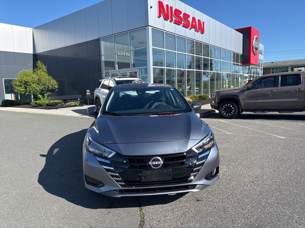 Used 2025 Nissan Versa SV w/ Trunk Package FWD image 2