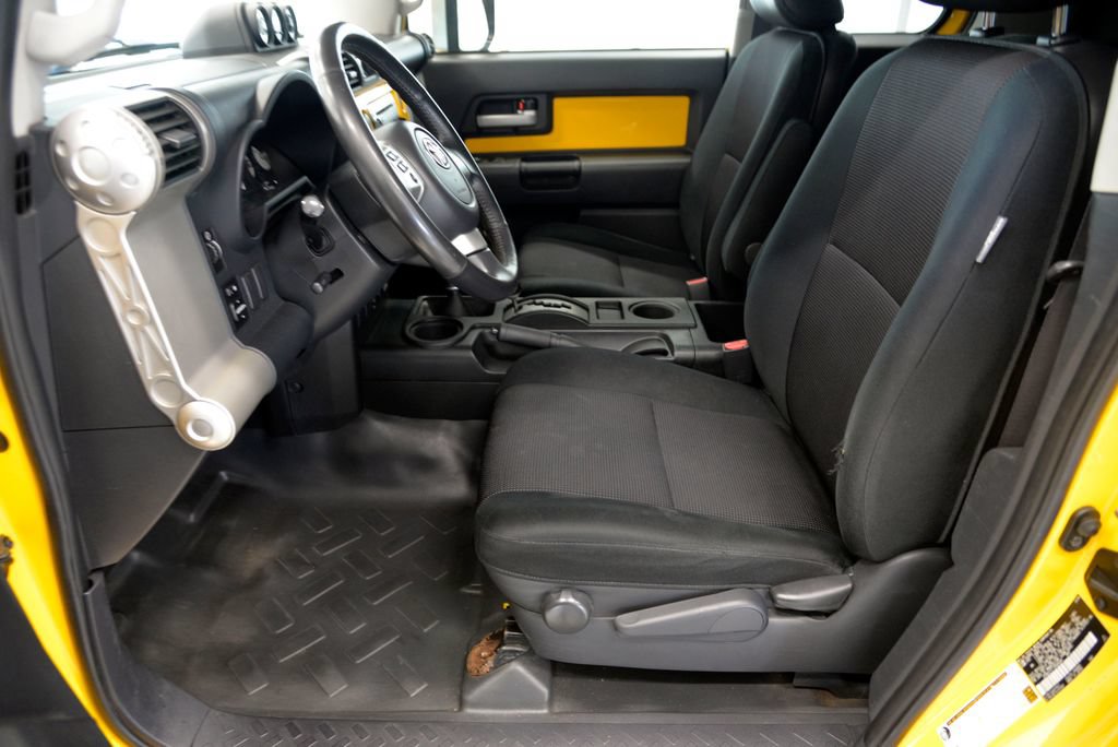 Used 2007 Toyota FJ Cruiser 4WD w/ Upgrade Pkg 2 image 15