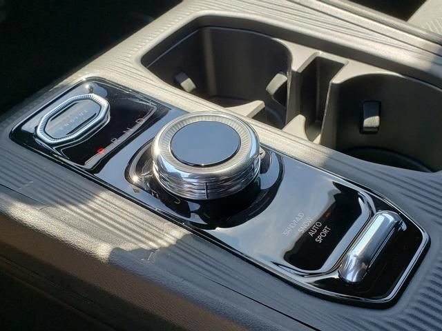 New 2026 Jeep Cherokee Laredo AWD/4WD image 11