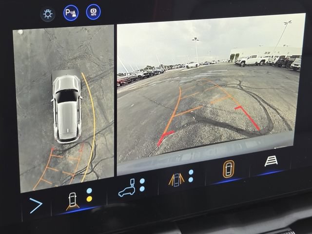 New 2027 Chevrolet Equinox RS w/ Safety and Technology Package AWD/4WD image 9