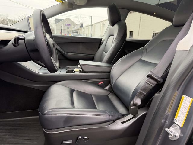 Used 2021 Tesla Model Y Long Range image 13