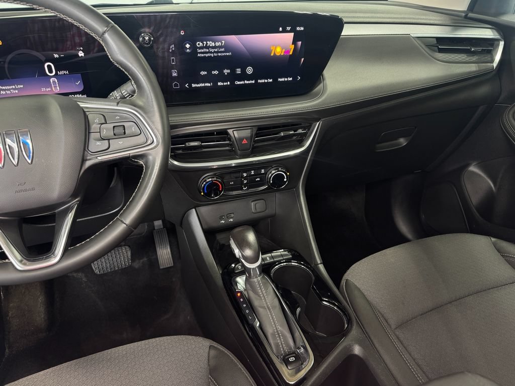 Used 2024 Buick Encore GX Preferred FWD image 19