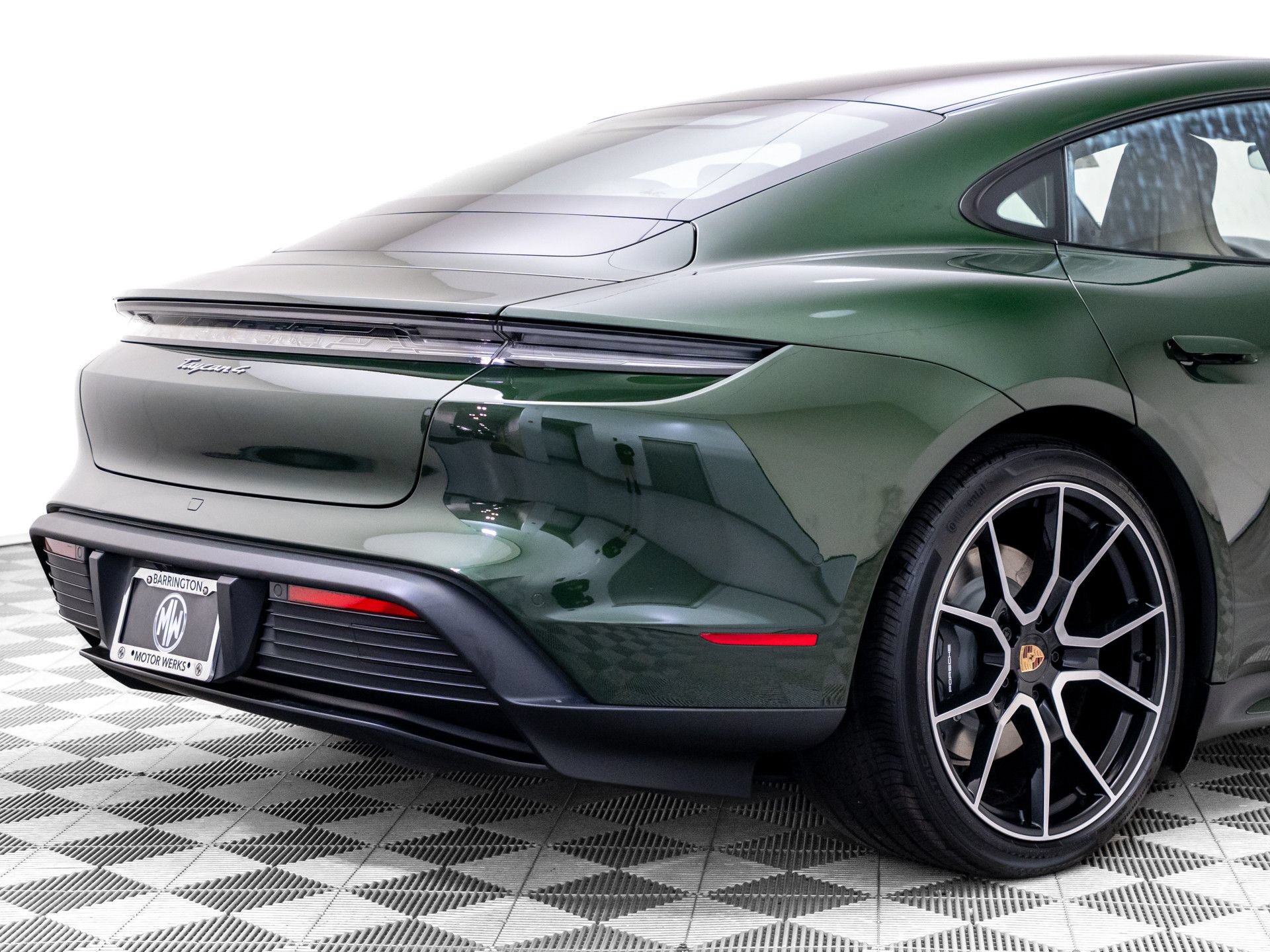 New 2026 Porsche Taycan AWD/4WD image 34