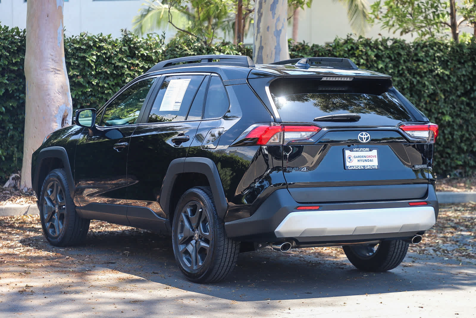 Used 2024 Toyota RAV4 Adventure AWD/4WD image 8