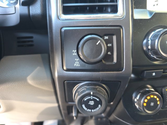 Used 2016 Ford F150 XLT w/ Equipment Group 302A Luxury AWD/4WD image 15