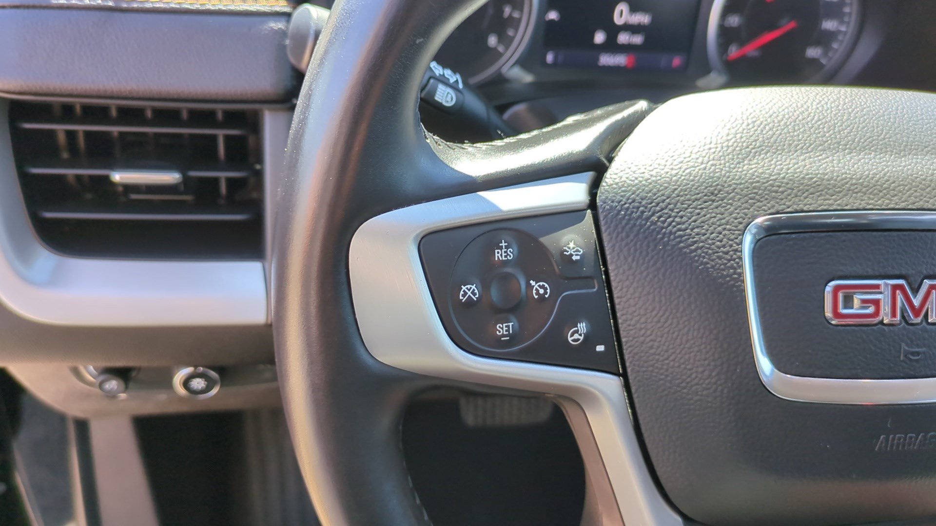 Used 2021 GMC Terrain SLT w/ Elevation Edition AWD/4WD image 17
