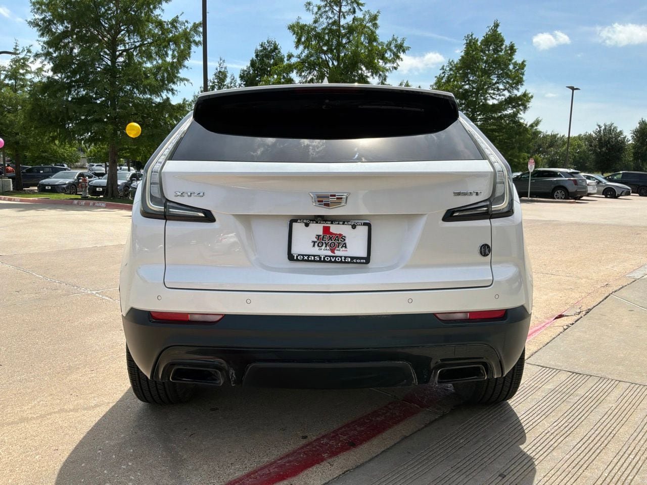 Used 2023 Cadillac XT4 Sport w/ Cold Weather Package FWD image 7