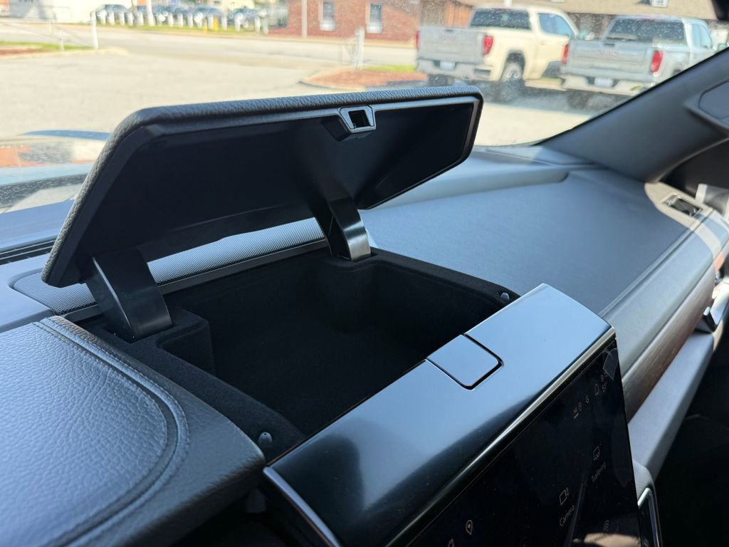 New 2026 GMC Yukon Denali AWD/4WD image 38