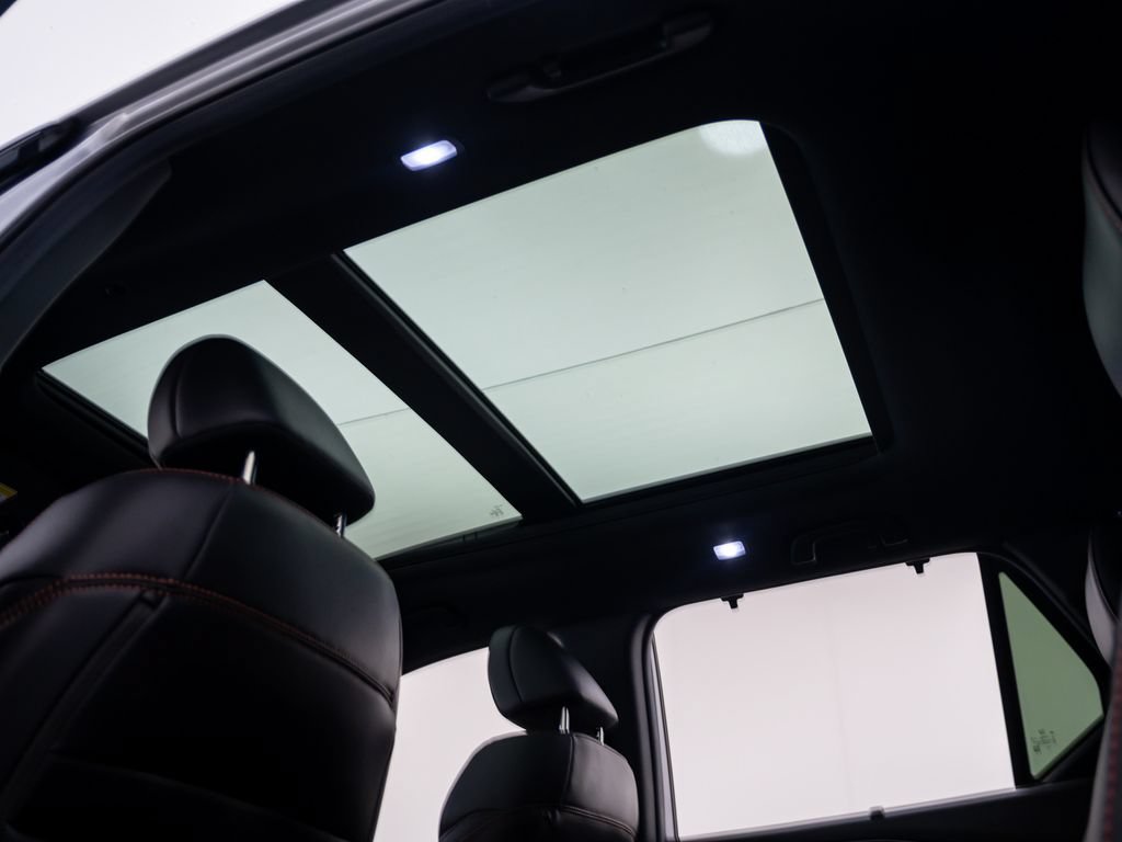 Certified 2025 Honda Pilot TrailSport image 18