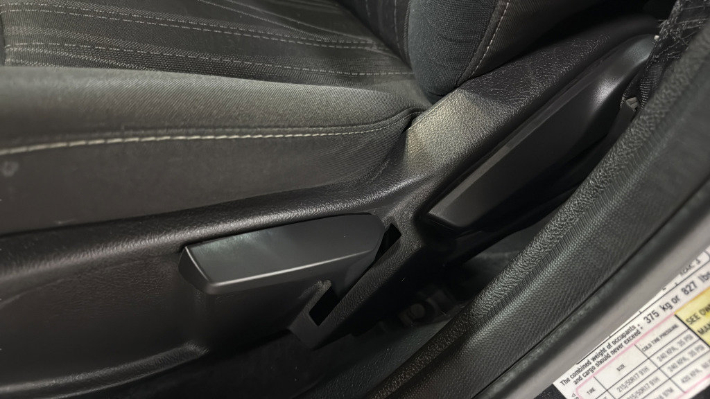 Used 2018 Ford Focus SEL image 18