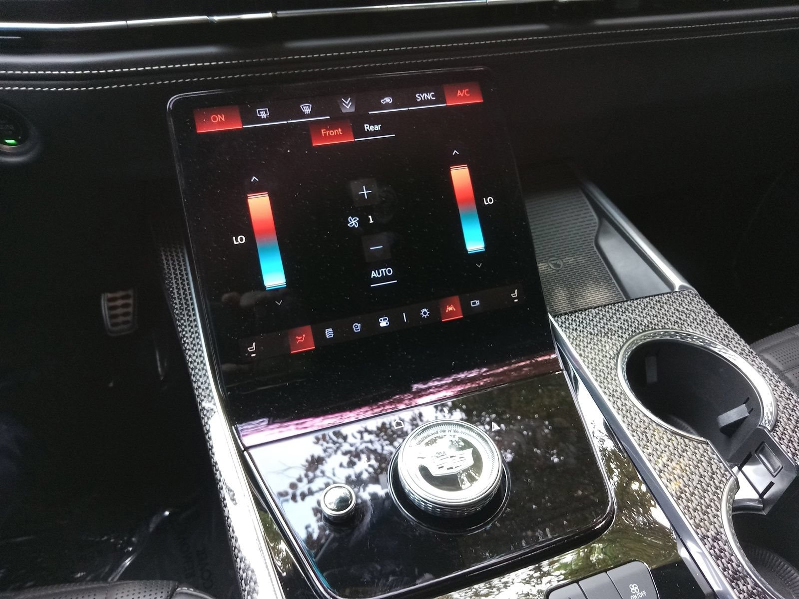 Certified 2025 Cadillac Escalade V AWD/4WD image 18