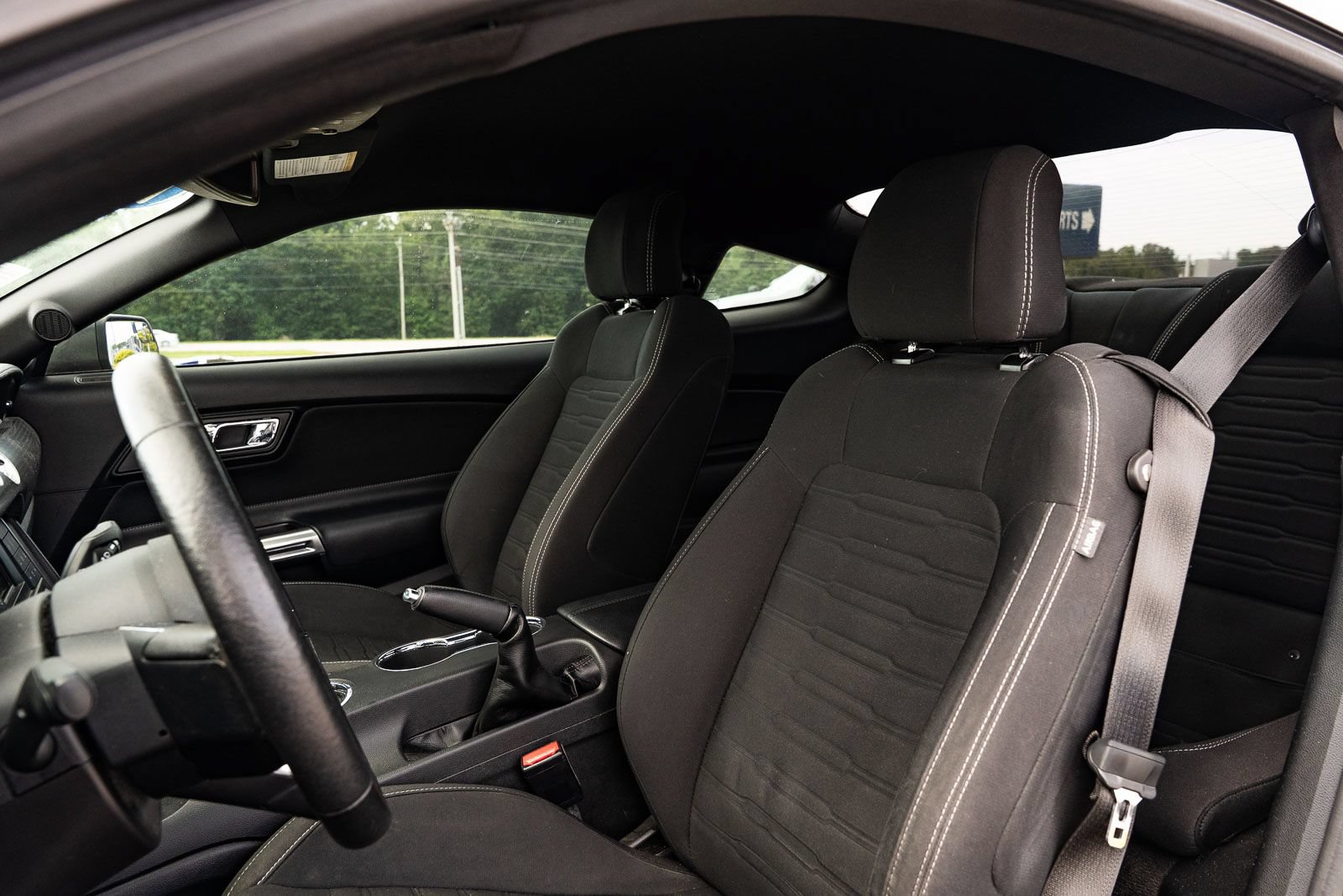 Used 2017 Ford Mustang GT w/ GT Performance Package RWD image 18