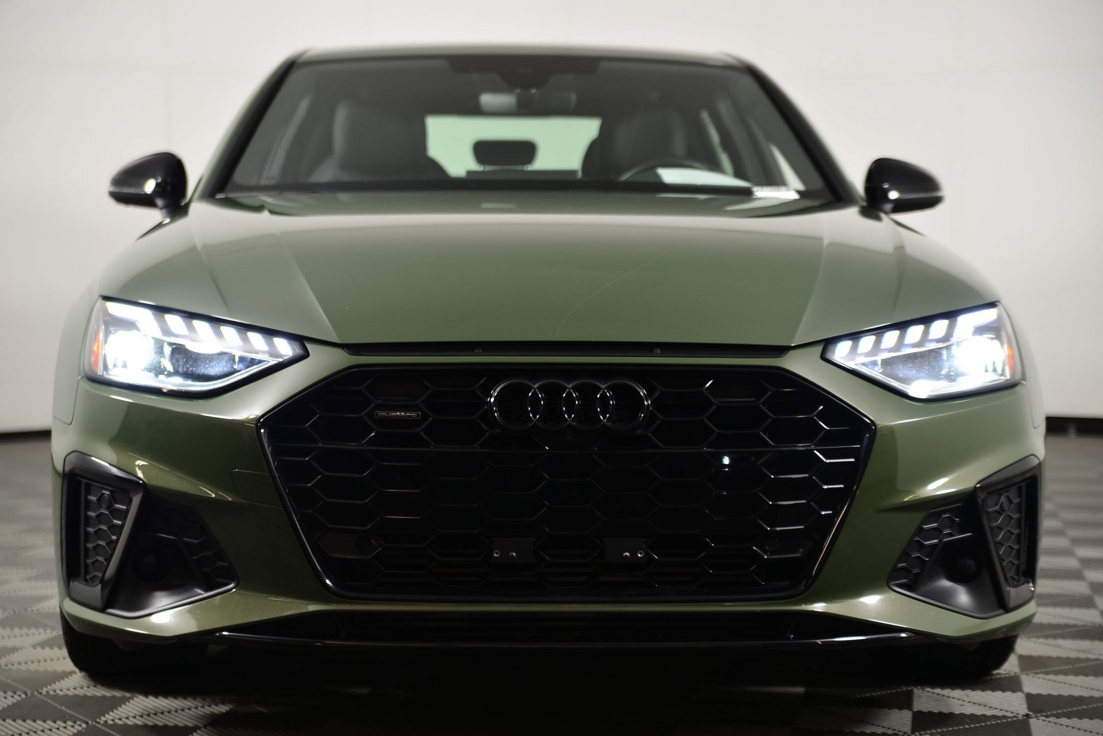 Used 2023 Audi A4 2.0T Premium Plus w/ Premium Plus Package image 5