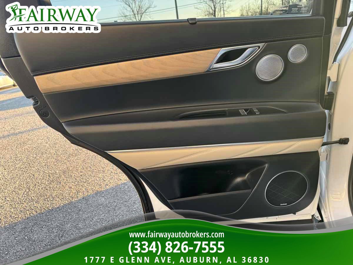 Used 2022 Genesis GV80 2.5T w/ Prestige Package 04 image 31