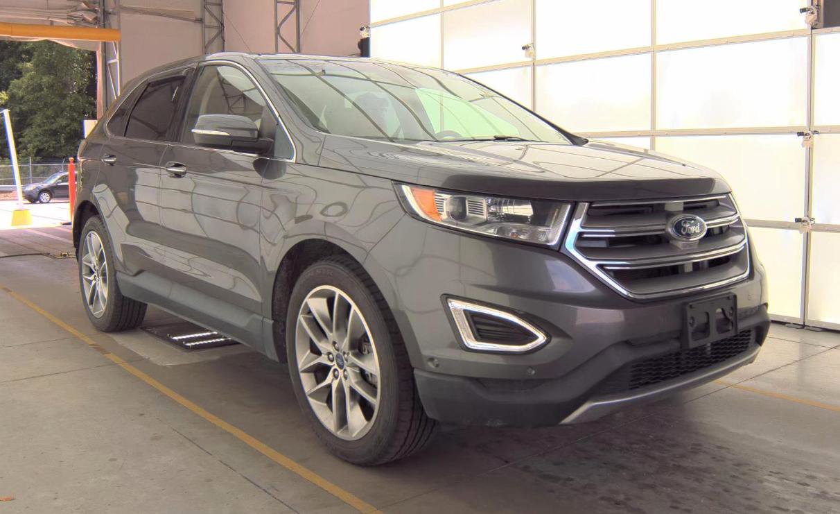 Used 2017 Ford Edge Titanium w/ Equipment Group 302A AWD/4WD image 4