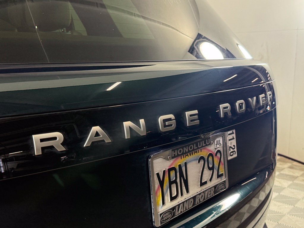 Used 2025 Land Rover Range Rover Long Wheelbase Autobiography AWD/4WD image 7
