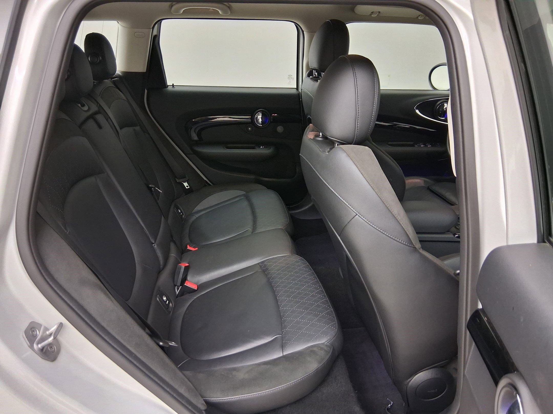 Certified 2023 MINI Cooper Clubman S FWD image 33