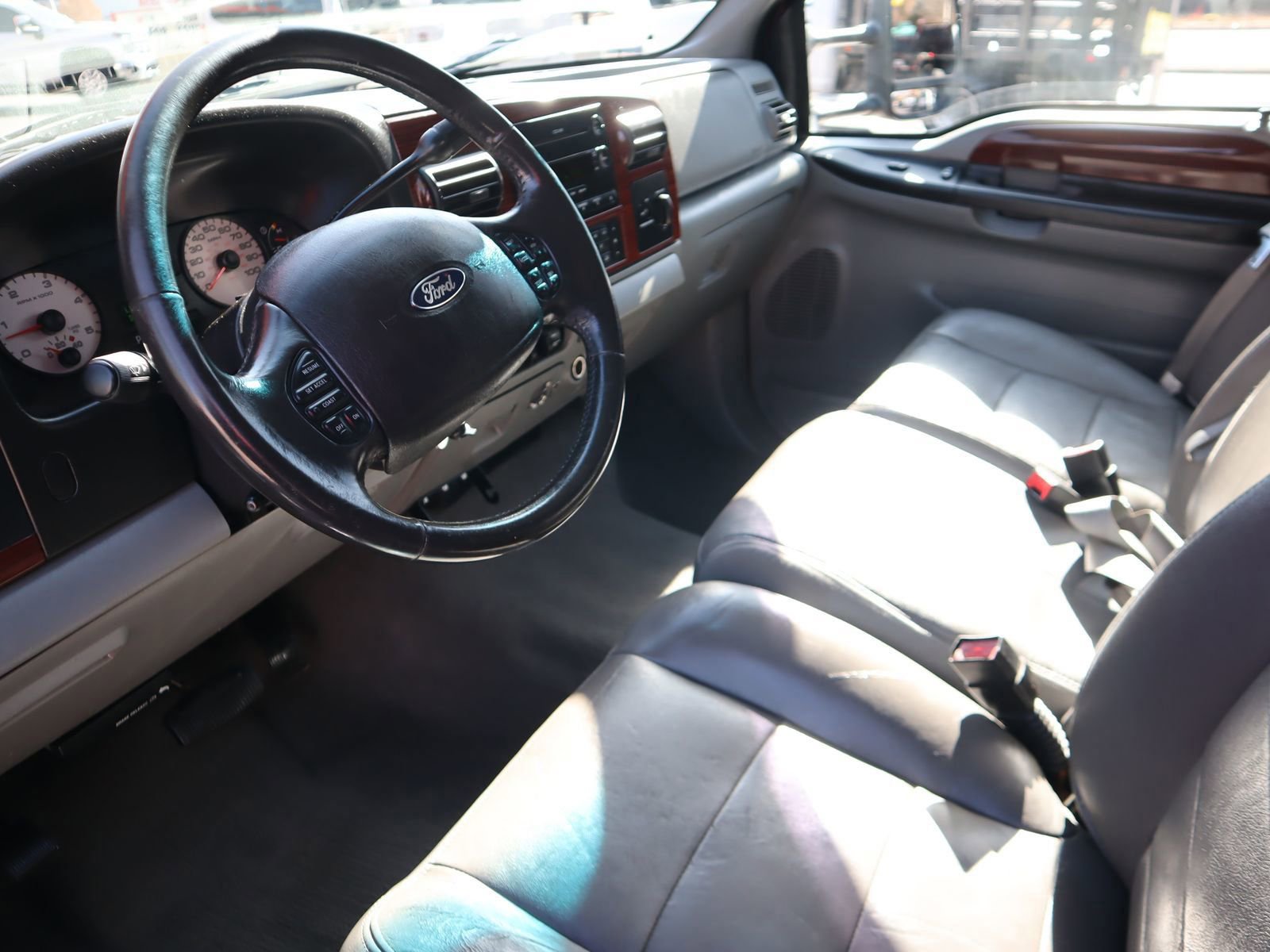 Used 2006 Ford F350 4x4 SuperCab DRW Super Duty image 28