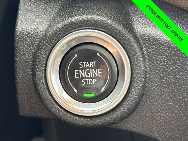 Used 2021 Chevrolet TrailBlazer ACTIV w/ Sun and Liftgate Package FWD image 17
