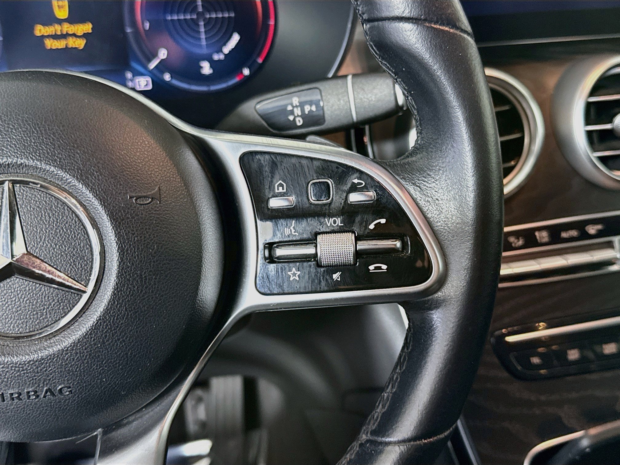 Used 2022 Mercedes-Benz GLC 300 4MATIC image 15