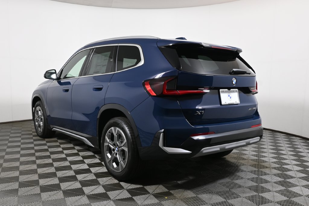 New 2027 BMW X1 xDrive28i AWD/4WD image 5