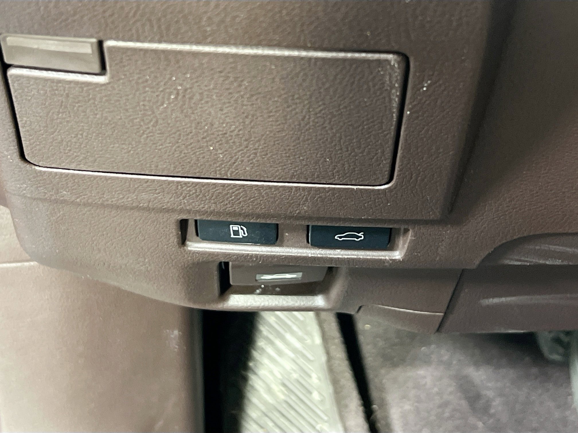 Used 2019 Lexus ES 350 w/ Premium Package image 10