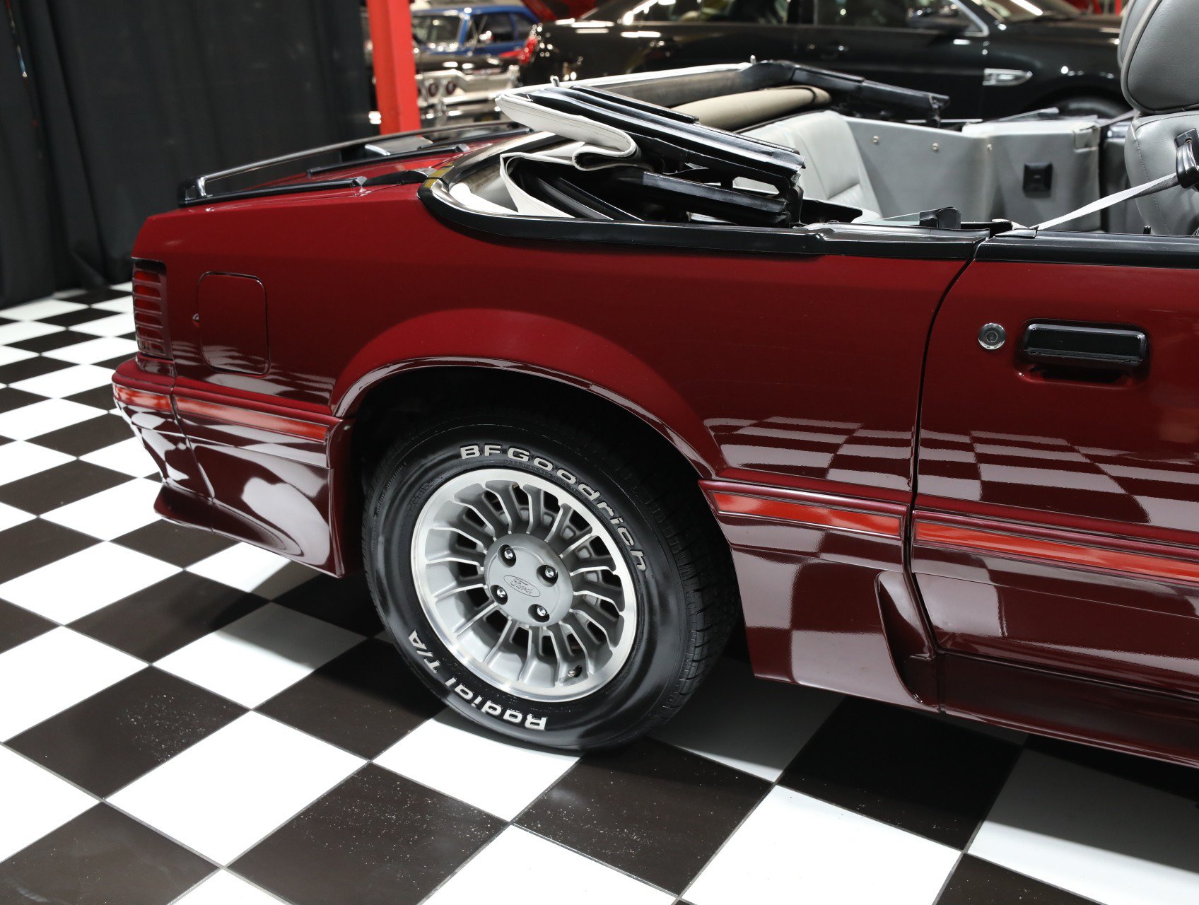 Used 1987 Ford Mustang GT RWD image 25