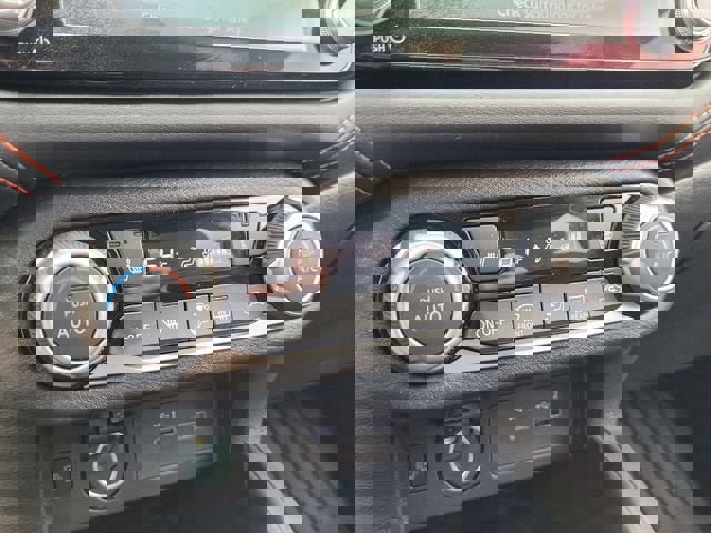 Used 2024 Nissan Versa SR w/ Trunk Package image 19