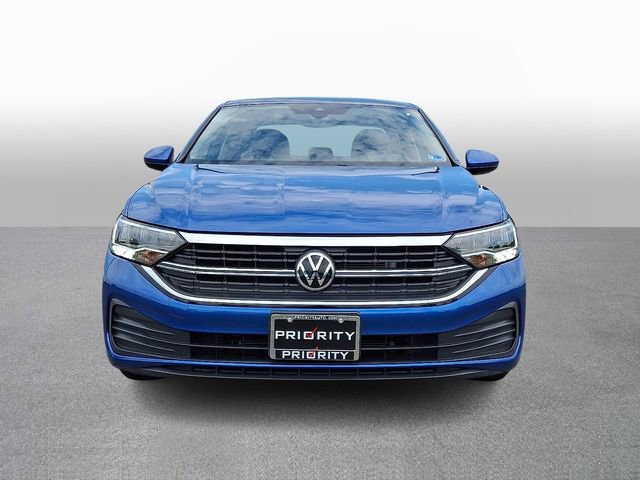 Used 2023 Volkswagen Jetta SE FWD video 2