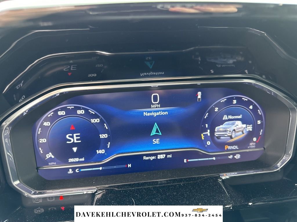 Used 2025 Chevrolet Silverado 1500 LT image 38